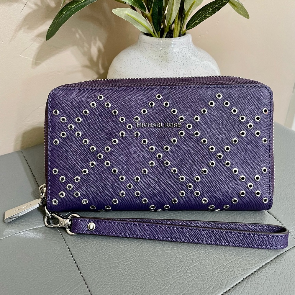 Michael Kors Purple Travel Large Flat MF Leather Phone Case Wristlet Wallet Zip